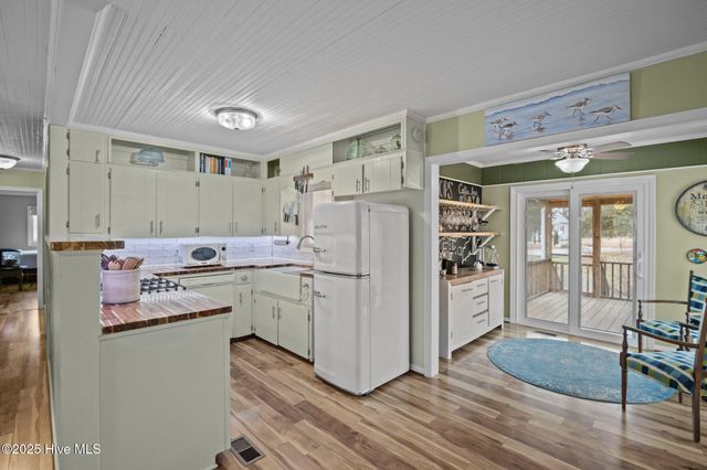 106 Norman Circle, Oriental, NC 28571