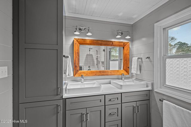 106 Norman Circle, Oriental, NC 28571