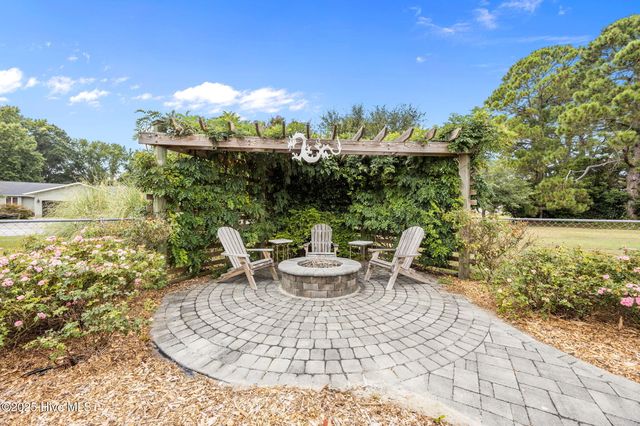 106 Norman Circle, Oriental, NC 28571