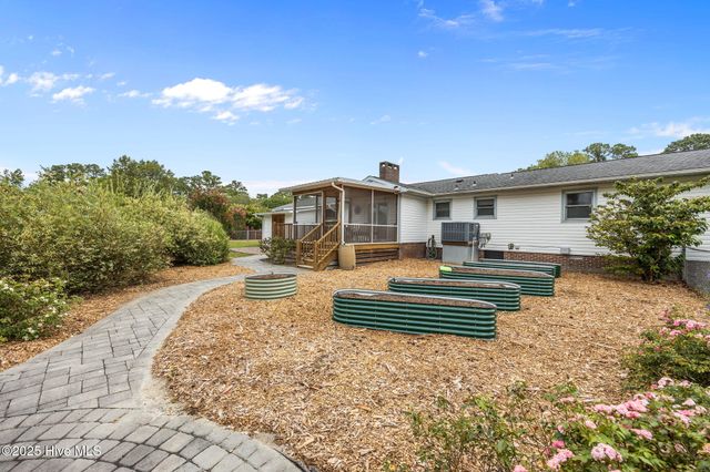 106 Norman Circle, Oriental, NC 28571