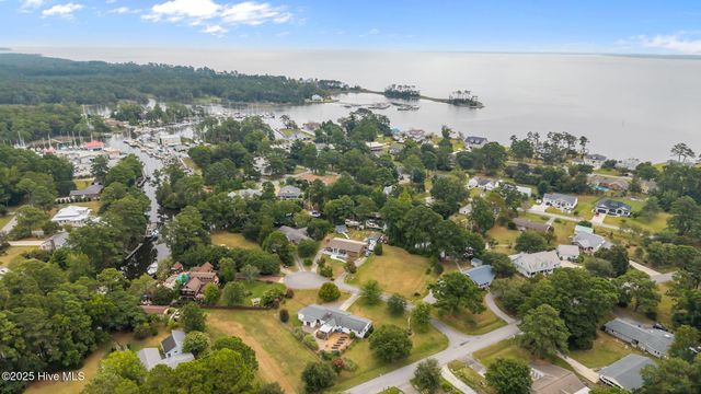 106 Norman Circle, Oriental, NC 28571