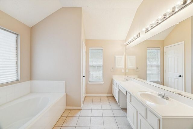 513 Brad Court, Webster, TX 77598