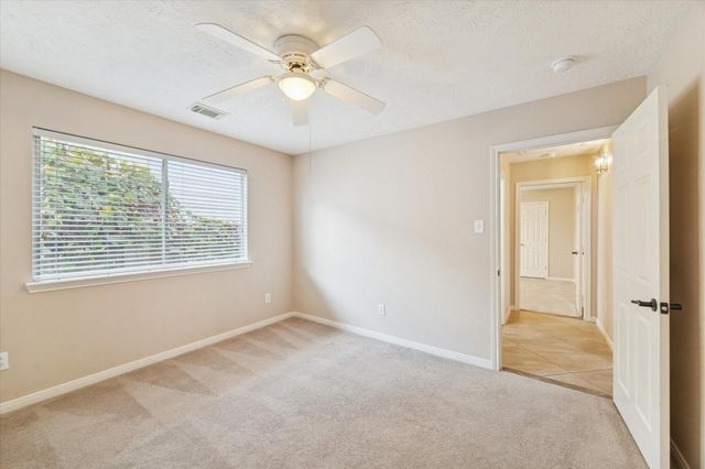 513 Brad Court, Webster, TX 77598