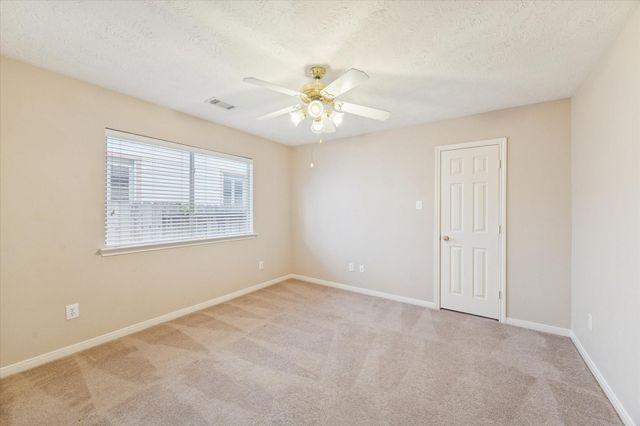 513 Brad Court, Webster, TX 77598