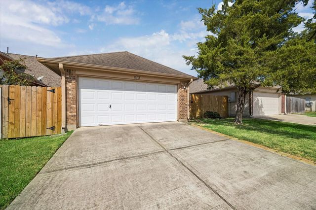 513 Brad Court, Webster, TX 77598