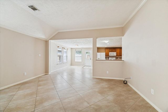 513 Brad Court, Webster, TX 77598