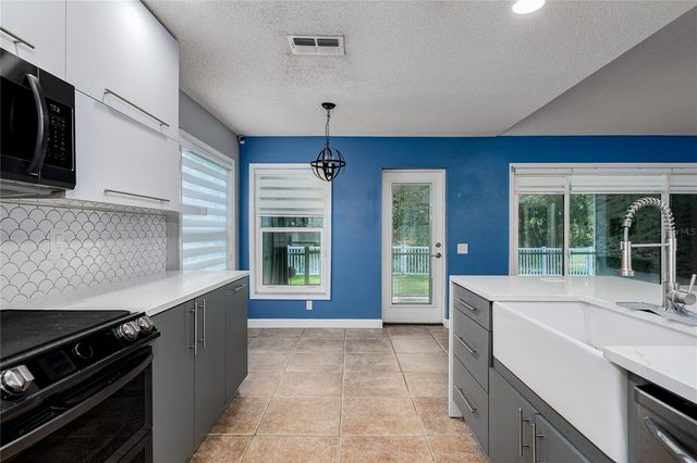 4008 KINGSFIELD DRIVE, Parrish, FL 34219