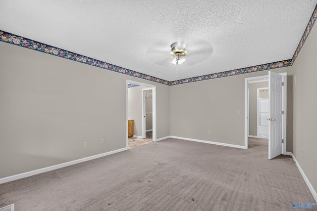 34 Weatherly Avenue, Albertville, AL 35950