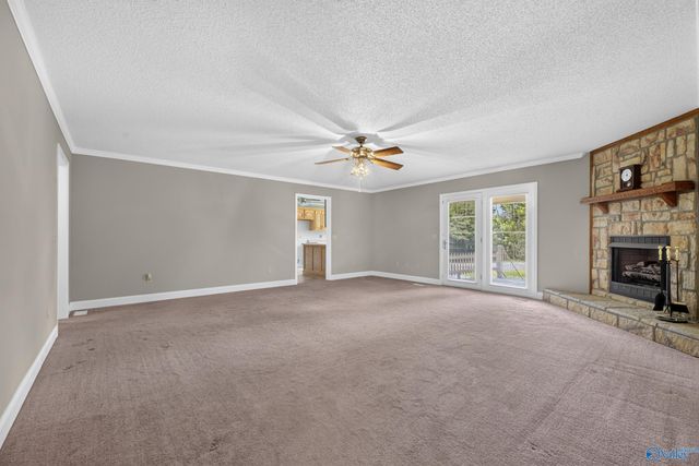 34 Weatherly Avenue, Albertville, AL 35950