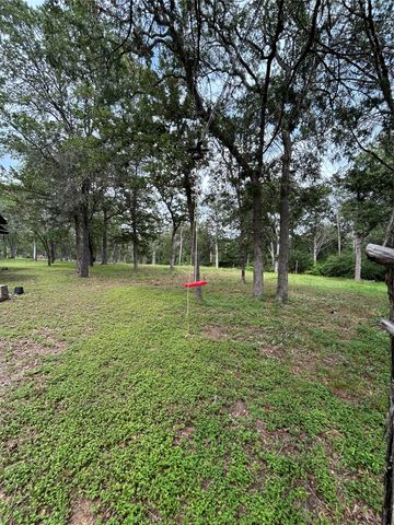 120 Rocky LN, Bastrop, TX 78602