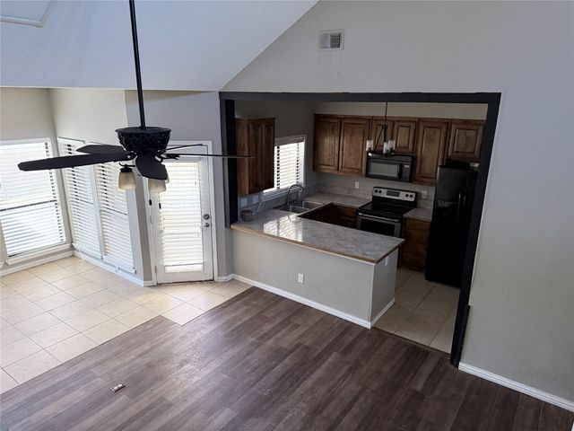 107 Summer Place Circle, Pottsboro, TX 75076