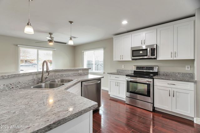 5206 S 11TH Avenue, Phoenix, AZ 85041
