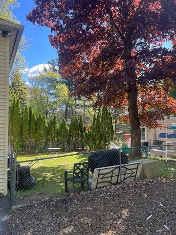 303 Lake Ave N 2, Worcester, MA 01605