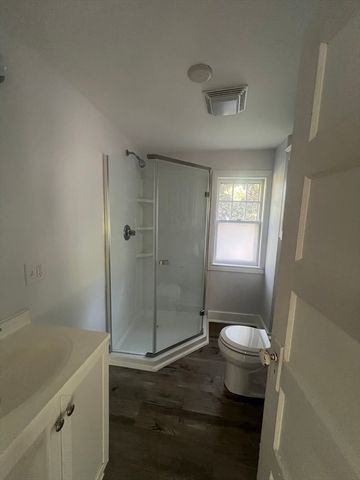 303 Lake Ave N 2, Worcester, MA 01605