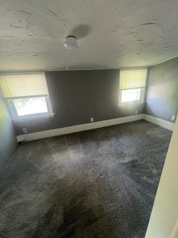 303 Lake Ave N 2, Worcester, MA 01605