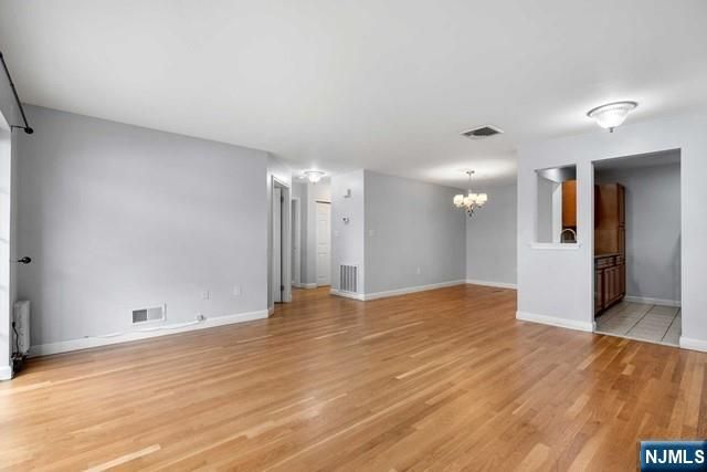 400 Crown Court 581, Edgewater, NJ 07020