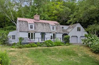 217 South Perry Road, Barnard, VT 05091