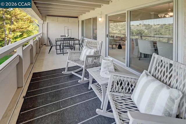 3118 Terra Granada Dr 1, Walnut Creek, CA 94595