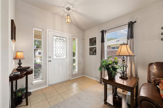 1304 Hensley DR, Leander, TX 78641