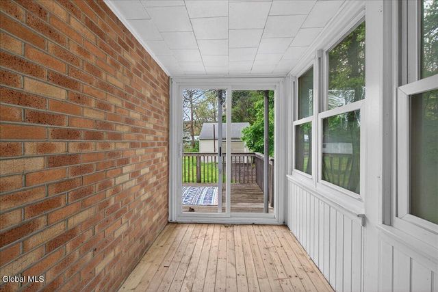 14 Mountain View Avenue, Colonie, NY 12205