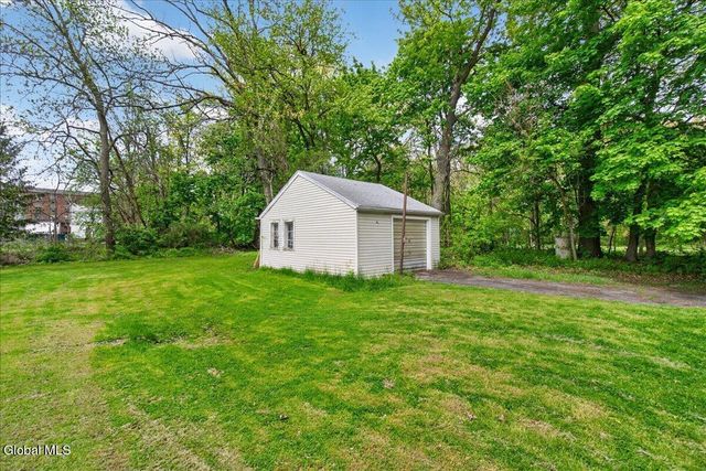 14 Mountain View Avenue, Colonie, NY 12205