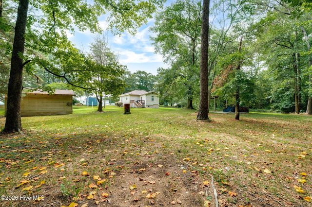 146 Chicken Neck Road, Teachey, NC 28464