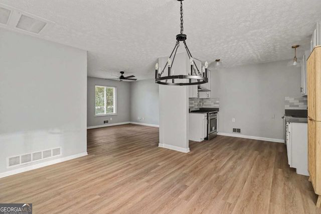 8908 Thomas Road, Jonesboro, GA 30238