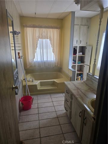 13393 Mariposa Road 220, Victorville, CA 92395