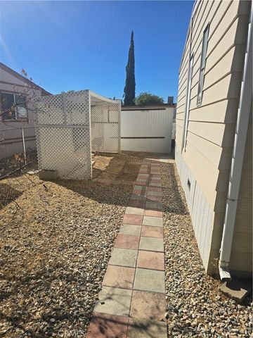 13393 Mariposa Road 220, Victorville, CA 92395