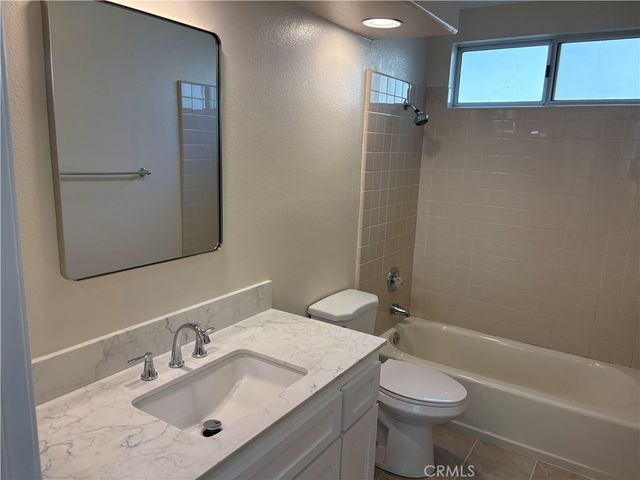 28999 Clear Spring, Highland, CA 92346