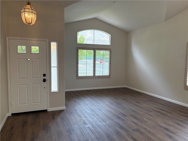 28999 Clear Spring, Highland, CA 92346