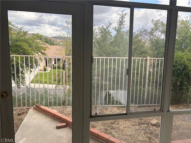 28999 Clear Spring, Highland, CA 92346