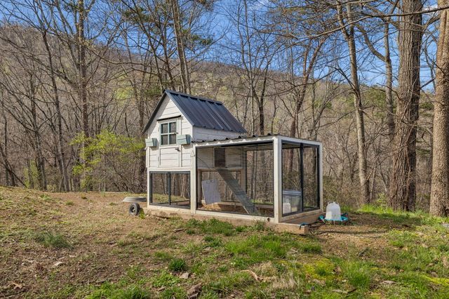 1558 Powder Springs Circle, Flintstone, GA 30725