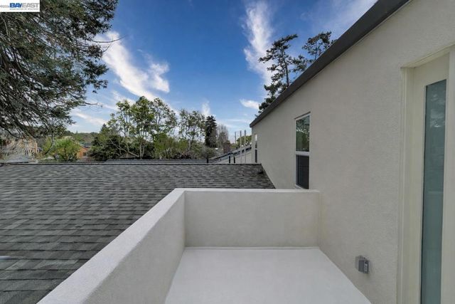 415 Berkeley Park Blvd, Kensington, CA 94706