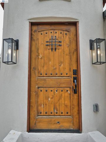 415 Berkeley Park Blvd, Kensington, CA 94706