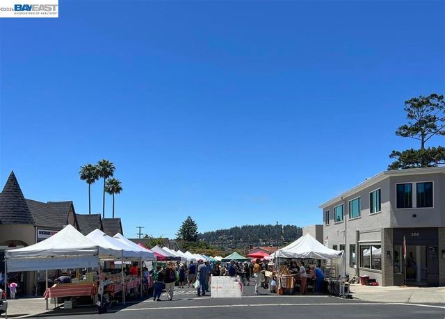 415 Berkeley Park Blvd, Kensington, CA 94706