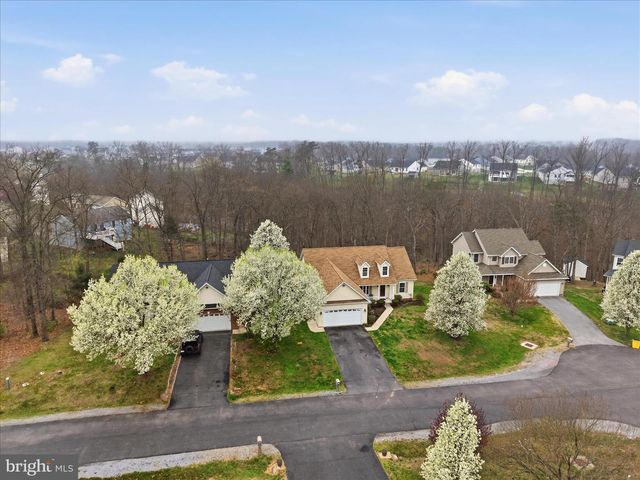 22 LURE CT, Inwood, WV 25428