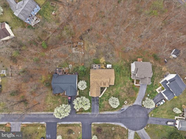 22 LURE CT, Inwood, WV 25428