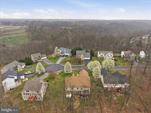 22 LURE CT, Inwood, WV 25428
