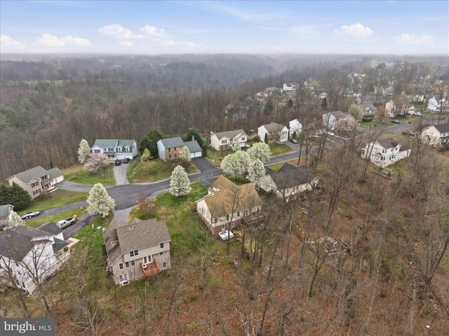 22 LURE CT, Inwood, WV 25428