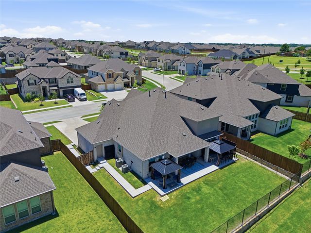 924 Pilatus Lane, Fate, TX 75087