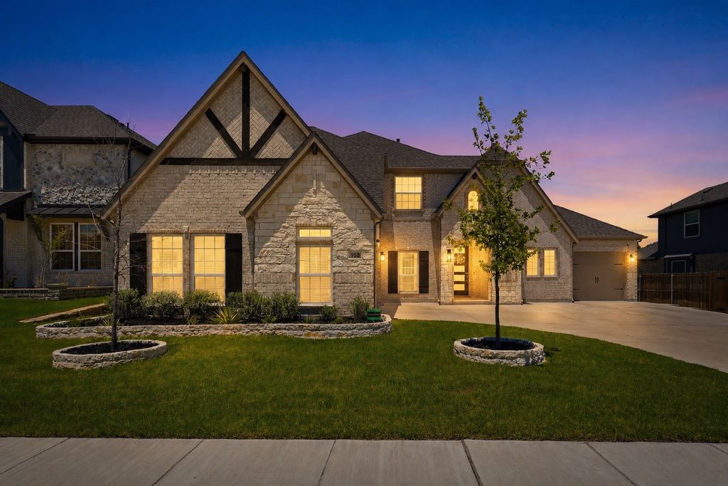 924 Pilatus Lane, Fate, TX 75087