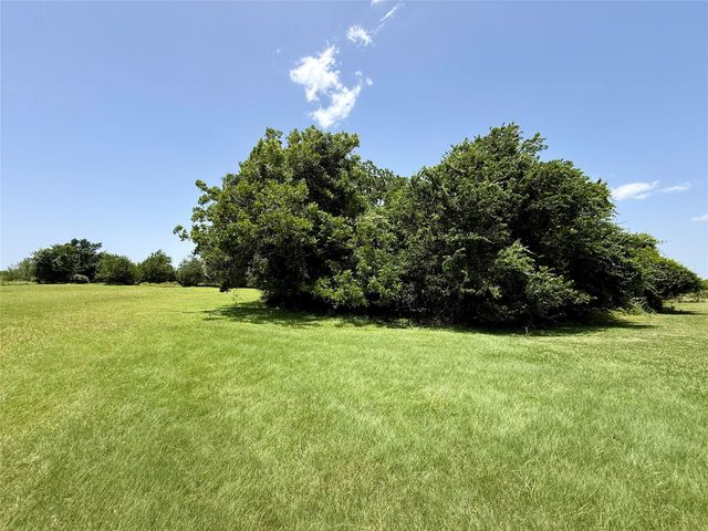 1629 Pecos ST, Lockhart, TX 78644