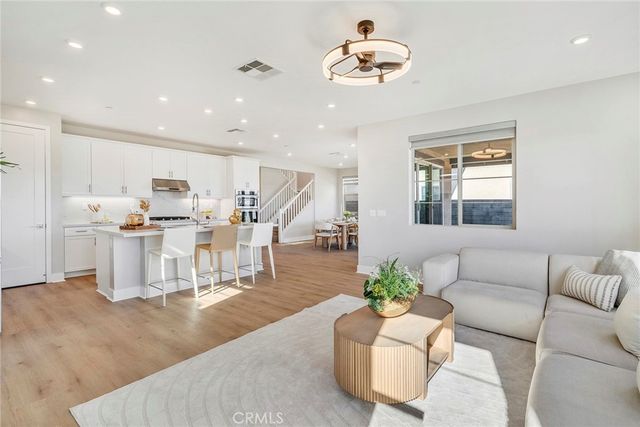 240 Autumn Way, Rancho Mission Viejo, CA 92694