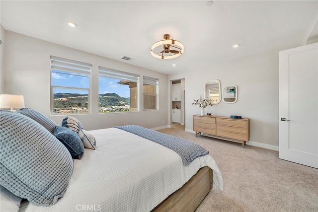 240 Autumn Way, Rancho Mission Viejo, CA 92694