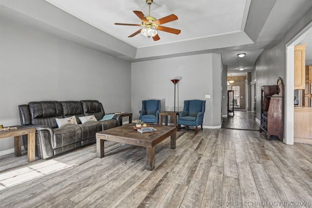 28310 E 6th Place, Catoosa, OK 74015