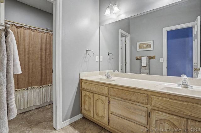 28310 E 6th Place, Catoosa, OK 74015