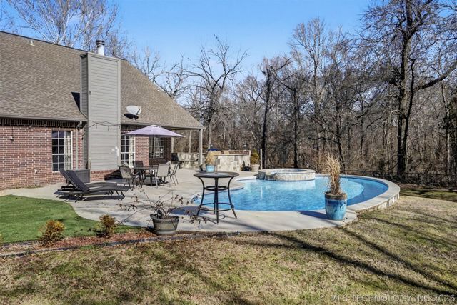 28310 E 6th Place, Catoosa, OK 74015