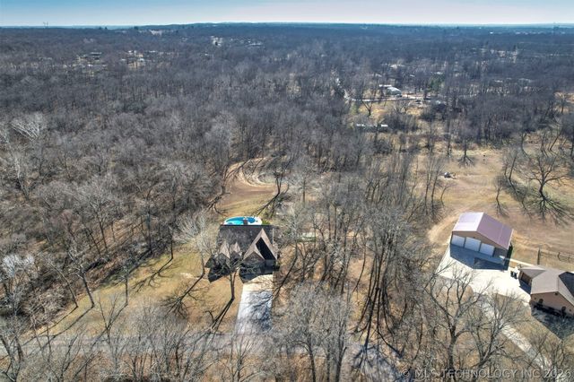 28310 E 6th Place, Catoosa, OK 74015