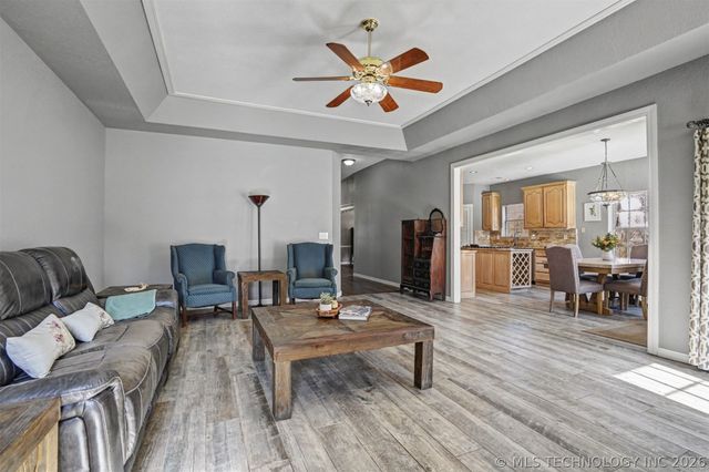 28310 E 6th Place, Catoosa, OK 74015